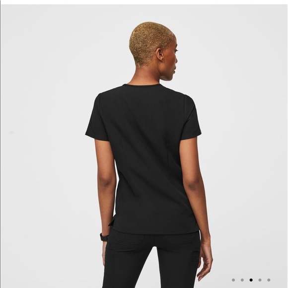 FIGS Casma 3 pocket scrub top - Picture 3 of 3